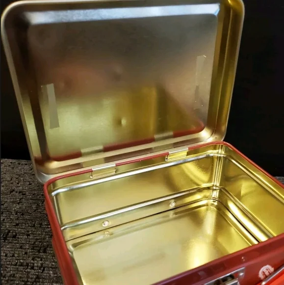 The Lone Ranger Metal Tin Lunchbox with Clasp. 1997 The Tin Box Company - Picture 3 of 3